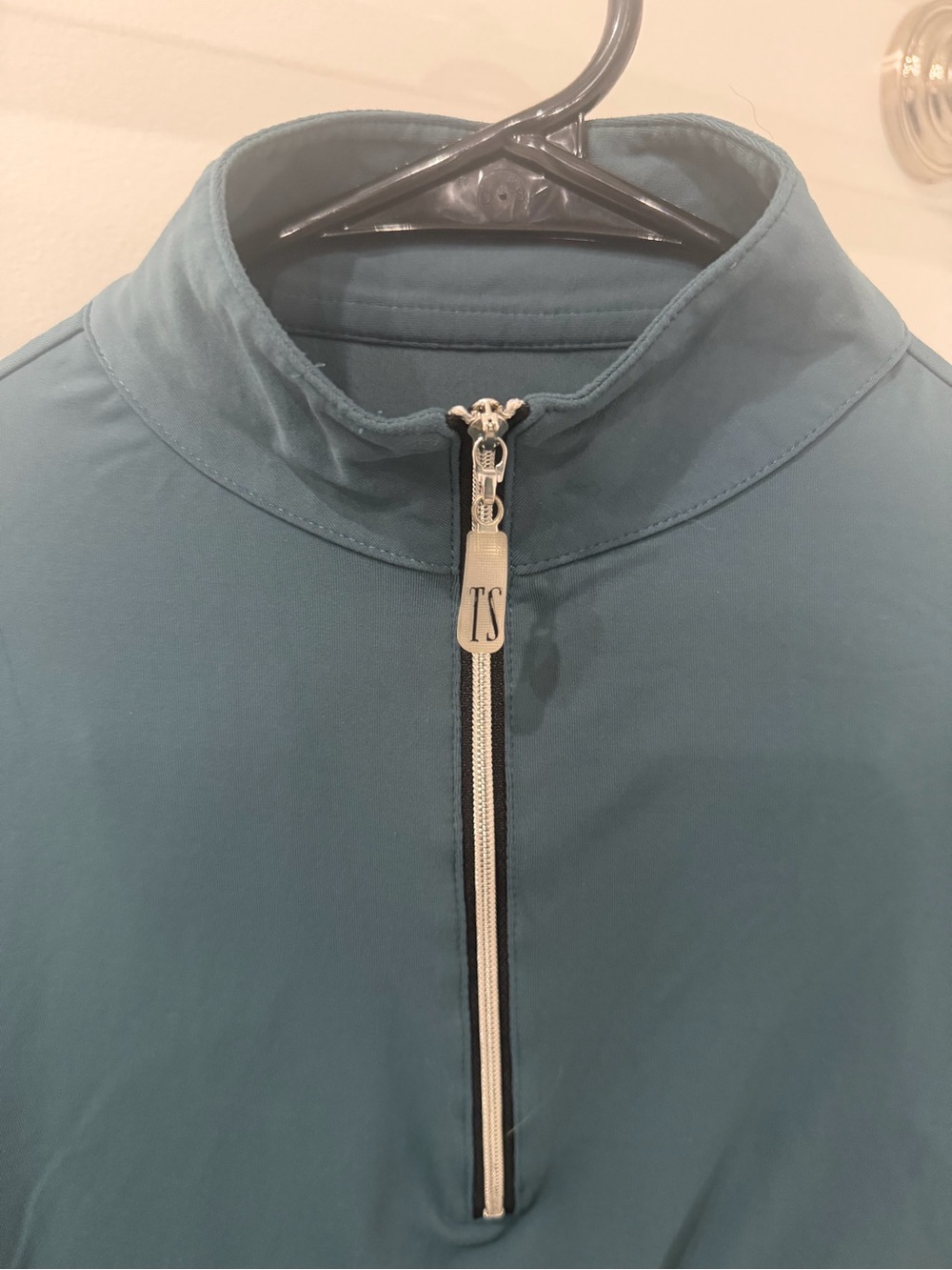 The Tailored Sportsman Women's Teal long sleeve Quarter Zip icefill top